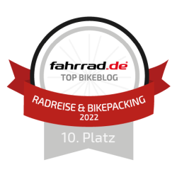 Gewinnerbadge Fahrrad.de Blogwahl Radreise & Bikepacking Platz 10